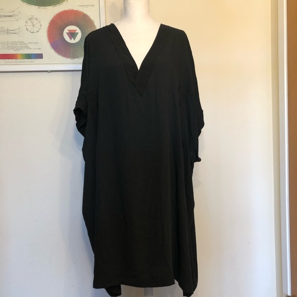 Making the Cut Black Loose Dress - Picture 5 of 13